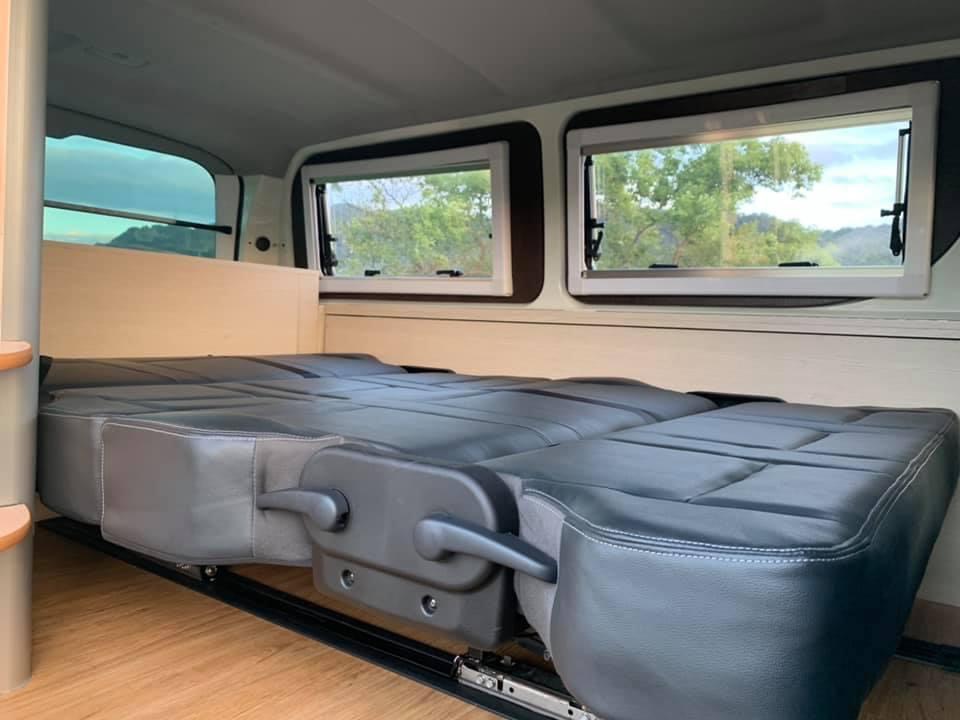 改裝露營車座椅 改裝座椅 產品資訊 友聯車材製造股份有限公司